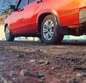 Червоний ВАЗ 2107, об'ємом двигуна 1.5 л та пробігом 100 тис. км за 1450 $, фото 5 на Automoto.ua