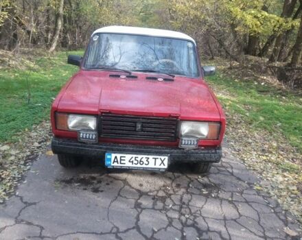 ВАЗ 2107 1985 в Днепре (Днепропетровске) на Automoto.ua Красный ВАЗ 2107, объемом двигателя 1.6 л и пробегом 300 тыс. км за 594 $, фото 5 на Automoto.ua