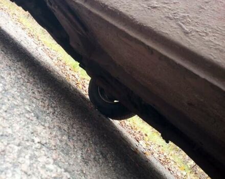 Красный ВАЗ 2107, объемом двигателя 1.3 л и пробегом 75 тыс. км за 1200 $, фото 10 на Automoto.ua