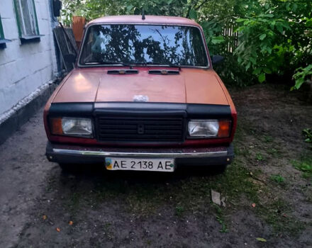 Красный ВАЗ 2107, объемом двигателя 1.6 л и пробегом 100 тыс. км за 300 $, фото 3 на Automoto.ua