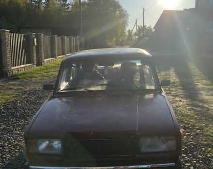 Красный ВАЗ 2107, объемом двигателя 1.6 л и пробегом 1000 тыс. км за 408 $, фото 5 на Automoto.ua