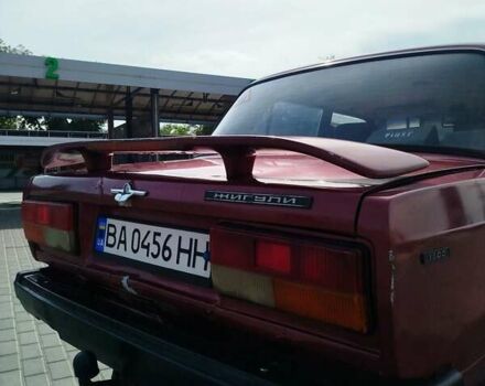 ВАЗ 2107 1986 в Александрие на Automoto.ua Красный ВАЗ 2107, объемом двигателя 1.5 л и пробегом 53 тыс. км за 1333 $, фото 3 на Automoto.ua