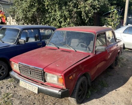 Красный ВАЗ 2107, объемом двигателя 0 л и пробегом 125 тыс. км за 583 $, фото 1 на Automoto.ua