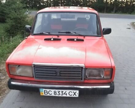Красный ВАЗ 2107, объемом двигателя 1.3 л и пробегом 190 тыс. км за 350 $, фото 1 на Automoto.ua