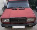 Красный ВАЗ 2107, объемом двигателя 1.5 л и пробегом 300 тыс. км за 700 $, фото 1 на Automoto.ua