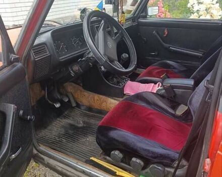 Красный ВАЗ 2107, объемом двигателя 1.29 л и пробегом 255 тыс. км за 800 $, фото 2 на Automoto.ua