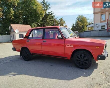 Червоний ВАЗ 2107, об'ємом двигуна 1.5 л та пробігом 176 тис. км за 700 $, фото 2 на Automoto.ua