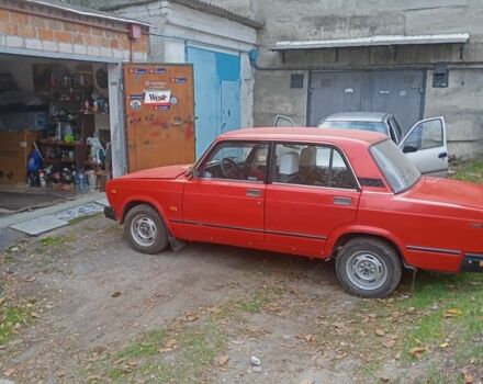 Красный ВАЗ 2107, объемом двигателя 1.5 л и пробегом 495 тыс. км за 1200 $, фото 2 на Automoto.ua