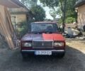 Красный ВАЗ 2107, объемом двигателя 1.5 л и пробегом 300 тыс. км за 692 $, фото 1 на Automoto.ua