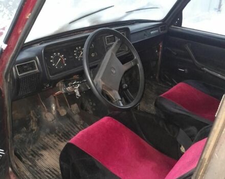 Красный ВАЗ 2107, объемом двигателя 1.5 л и пробегом 79 тыс. км за 500 $, фото 2 на Automoto.ua