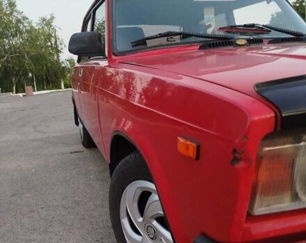 Червоний ВАЗ 2107, об'ємом двигуна 1.5 л та пробігом 44 тис. км за 1372 $, фото 1 на Automoto.ua