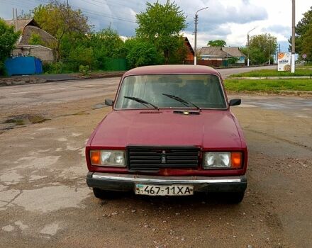 Красный ВАЗ 2107, объемом двигателя 1.6 л и пробегом 88 тыс. км за 500 $, фото 1 на Automoto.ua