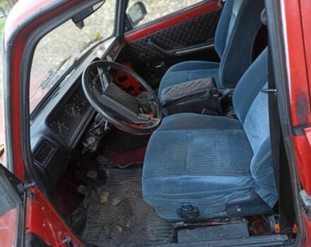 Красный ВАЗ 2107, объемом двигателя 1.5 л и пробегом 300 тыс. км за 357 $, фото 1 на Automoto.ua