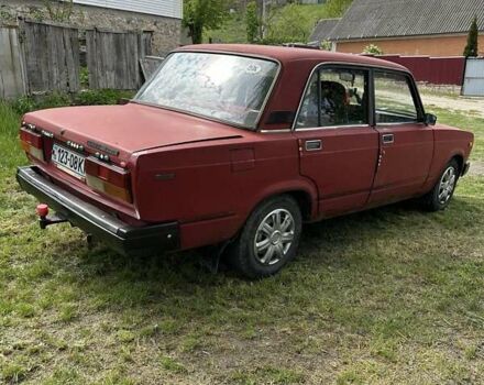 Красный ВАЗ 2107, объемом двигателя 1.5 л и пробегом 100 тыс. км за 499 $, фото 3 на Automoto.ua