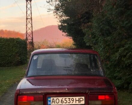 Красный ВАЗ 2107, объемом двигателя 1.5 л и пробегом 20 тыс. км за 426 $, фото 4 на Automoto.ua