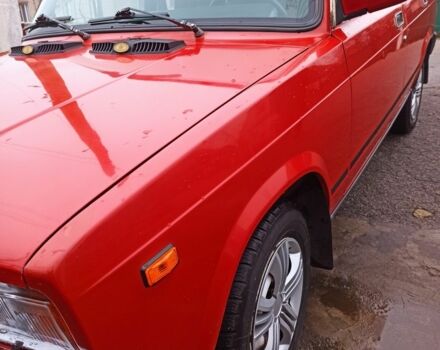 Красный ВАЗ 2107, объемом двигателя 1.5 л и пробегом 205 тыс. км за 1300 $, фото 4 на Automoto.ua