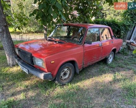 Червоний ВАЗ 2107, об'ємом двигуна 1.5 л та пробігом 500 тис. км за 300 $, фото 1 на Automoto.ua