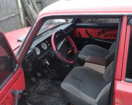 Красный ВАЗ 2107, объемом двигателя 1.5 л и пробегом 143 тыс. км за 474 $, фото 3 на Automoto.ua