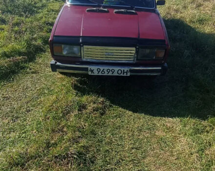 Красный ВАЗ 2107, объемом двигателя 1.5 л и пробегом 640 тыс. км за 861 $, фото 2 на Automoto.ua