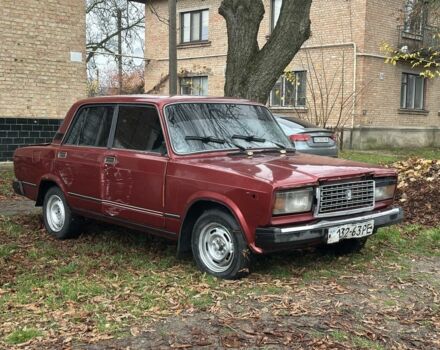 Красный ВАЗ 2107, объемом двигателя 1.5 л и пробегом 145 тыс. км за 650 $, фото 3 на Automoto.ua