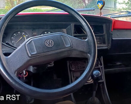 Красный ВАЗ 2107, объемом двигателя 1.5 л и пробегом 0 тыс. км за 350 $, фото 2 на Automoto.ua