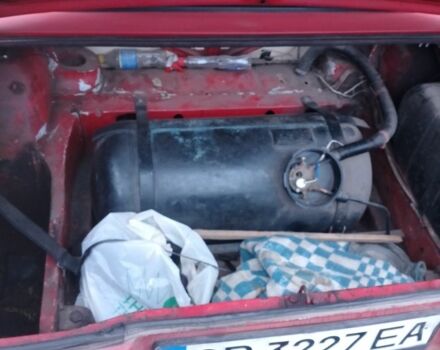 Красный ВАЗ 2107, объемом двигателя 1.5 л и пробегом 143 тыс. км за 474 $, фото 5 на Automoto.ua