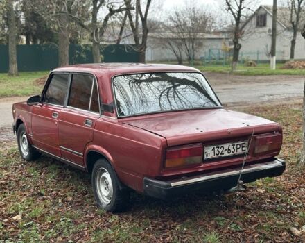 Красный ВАЗ 2107, объемом двигателя 1.5 л и пробегом 145 тыс. км за 650 $, фото 2 на Automoto.ua