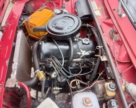 Красный ВАЗ 2107, объемом двигателя 1 л и пробегом 100 тыс. км за 559 $, фото 7 на Automoto.ua