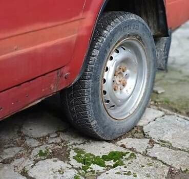 Красный ВАЗ 2107, объемом двигателя 1.3 л и пробегом 970 тыс. км за 312 $, фото 3 на Automoto.ua