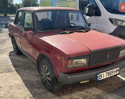 Красный ВАЗ 2107, объемом двигателя 1.5 л и пробегом 55 тыс. км за 700 $, фото 2 на Automoto.ua