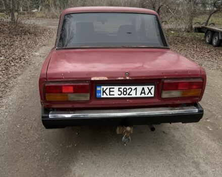 Красный ВАЗ 2107, объемом двигателя 1.5 л и пробегом 50 тыс. км за 709 $, фото 3 на Automoto.ua