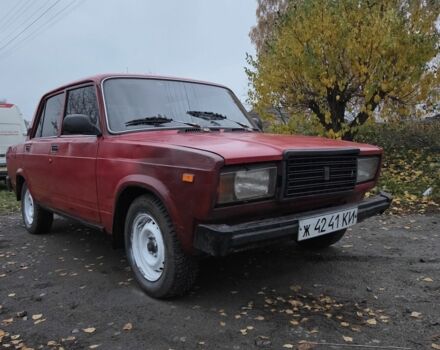 Красный ВАЗ 2107, объемом двигателя 1 л и пробегом 87 тыс. км за 500 $, фото 1 на Automoto.ua