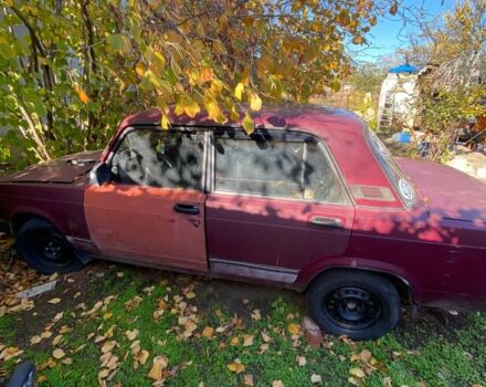 Красный ВАЗ 2107, объемом двигателя 1.5 л и пробегом 336 тыс. км за 350 $, фото 3 на Automoto.ua