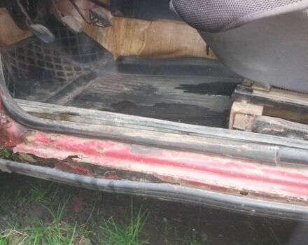 Красный ВАЗ 2107, объемом двигателя 0 л и пробегом 46 тыс. км за 238 $, фото 3 на Automoto.ua