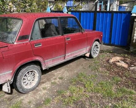 Красный ВАЗ 2107, объемом двигателя 1.45 л и пробегом 50 тыс. км за 600 $, фото 2 на Automoto.ua