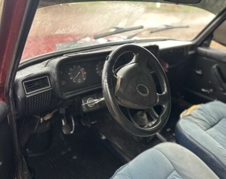 Красный ВАЗ 2107, объемом двигателя 1.5 л и пробегом 145 тыс. км за 650 $, фото 6 на Automoto.ua