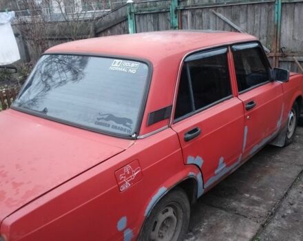 Красный ВАЗ 2107, объемом двигателя 1.5 л и пробегом 143 тыс. км за 474 $, фото 1 на Automoto.ua