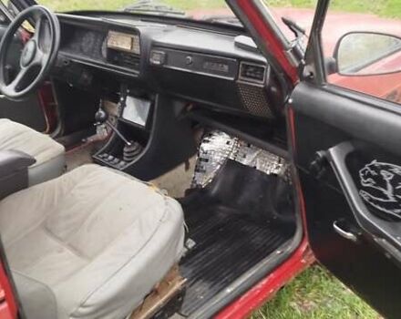 Красный ВАЗ 2107, объемом двигателя 1.3 л и пробегом 98 тыс. км за 593 $, фото 10 на Automoto.ua