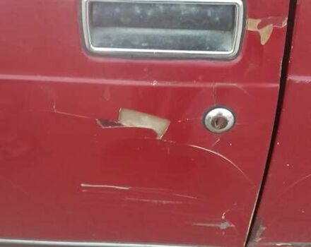 Красный ВАЗ 2107, объемом двигателя 1.5 л и пробегом 50 тыс. км за 772 $, фото 2 на Automoto.ua