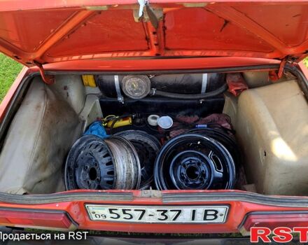 Красный ВАЗ 2107, объемом двигателя 1.5 л и пробегом 400 тыс. км за 1400 $, фото 8 на Automoto.ua