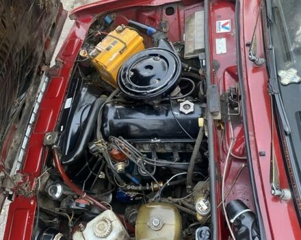 ВАЗ 2107 1990 в Краматорске на Automoto.ua Красный ВАЗ 2107, объемом двигателя 1.6 л и пробегом 180 тыс. км за 833 $, фото 5 на Automoto.ua