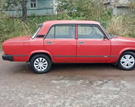Красный ВАЗ 2107, объемом двигателя 1.5 л и пробегом 330 тыс. км за 764 $, фото 7 на Automoto.ua