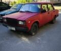 Красный ВАЗ 2107, объемом двигателя 1.5 л и пробегом 400 тыс. км за 572 $, фото 1 на Automoto.ua
