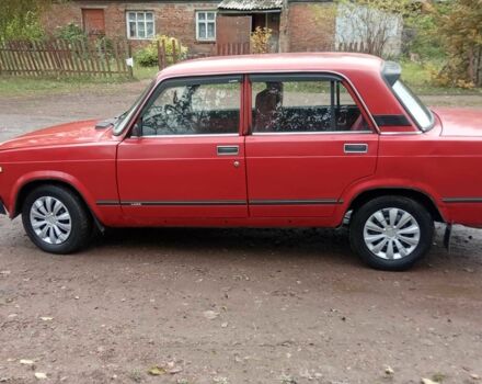 Красный ВАЗ 2107, объемом двигателя 1.5 л и пробегом 330 тыс. км за 764 $, фото 10 на Automoto.ua
