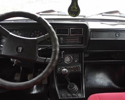 Красный ВАЗ 2107, объемом двигателя 1.5 л и пробегом 330 тыс. км за 764 $, фото 19 на Automoto.ua