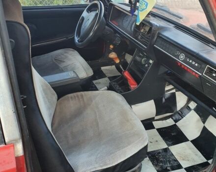 ВАЗ 2107 1990 в Жмеренке на Automoto.ua Красный ВАЗ 2107, объемом двигателя 1.2 л и пробегом 80 тыс. км за 444 $, фото 4 на Automoto.ua