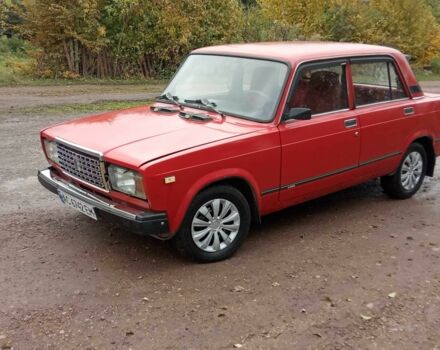 Красный ВАЗ 2107, объемом двигателя 1.5 л и пробегом 330 тыс. км за 764 $, фото 6 на Automoto.ua