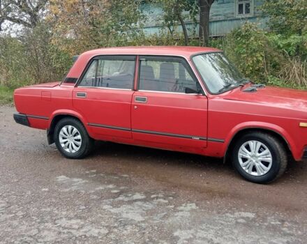 Красный ВАЗ 2107, объемом двигателя 1.5 л и пробегом 330 тыс. км за 764 $, фото 5 на Automoto.ua