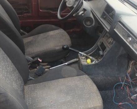 Красный ВАЗ 2107, объемом двигателя 1 л и пробегом 200 тыс. км за 250 $, фото 3 на Automoto.ua