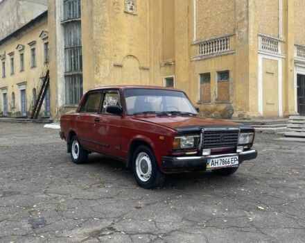 ВАЗ 2107 1990 в Краматорске на Automoto.ua Красный ВАЗ 2107, объемом двигателя 1.6 л и пробегом 180 тыс. км за 833 $, фото 9 на Automoto.ua